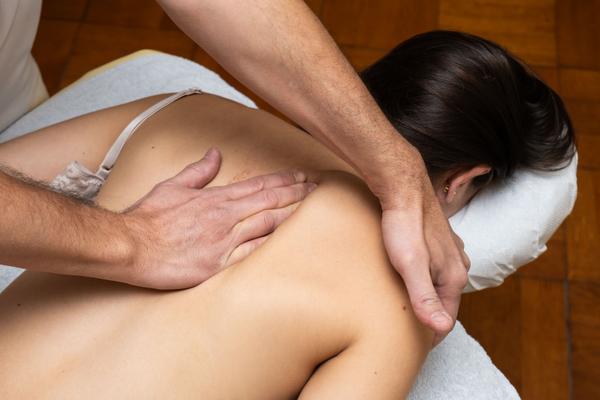 Massage thérapeutique